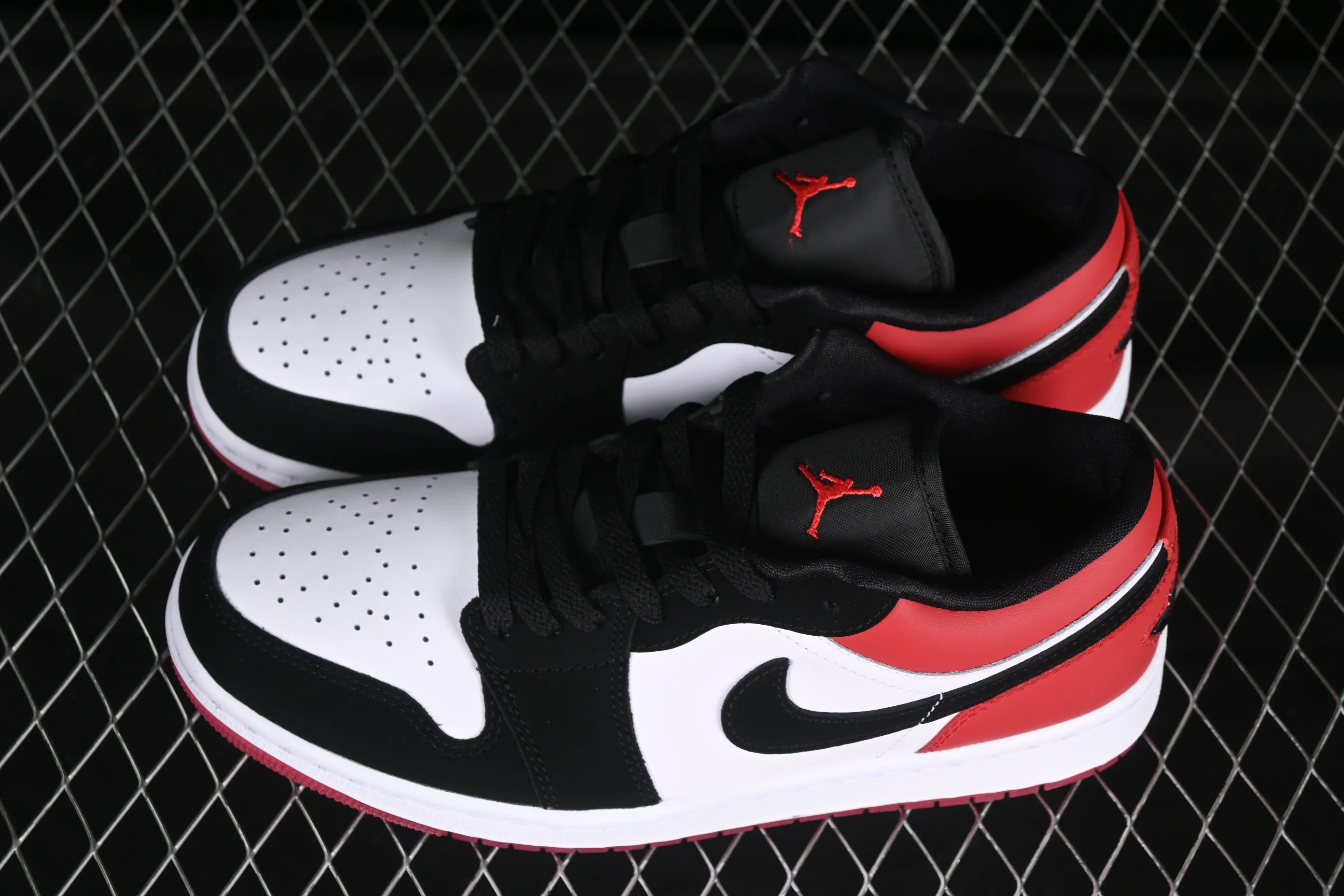 All categories Air Jordan Jordan series basketball shoes Air Jordan 1 Low G version pure original Air Jordan 1 Low "White Black Gym Red" AJ1 Joe 1 black toe 2.0 low-top cultural casual sneakers IB8971-106